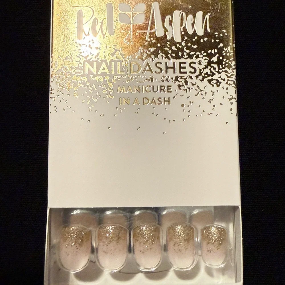 Red Aspen Nail Dashes - Bonnie Pops The Bubbly - Press-On Nails - Picture 3 of 5